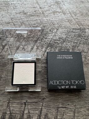 ADDICTION TOKYO The Eyeshadow - Shade Private Note (NIB)